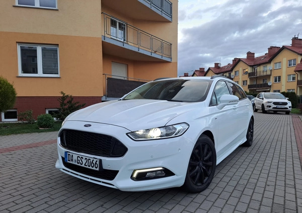 Ford Mondeo cena 58000 przebieg: 199000, rok produkcji 2017 z Wałbrzych małe 667